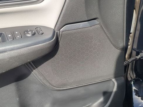 Used 2022 Honda CR-V Touring image 15