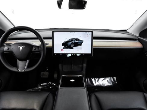 Used 2022 Tesla Model Y Long Range AWD/4WD image 13