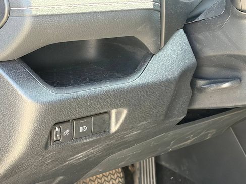 Used 2024 Toyota RAV4 LE FWD image 7