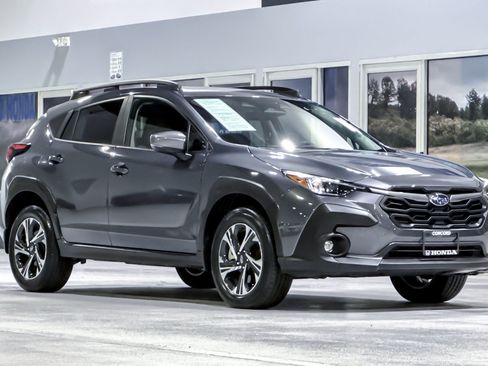 Used 2024 Subaru Crosstrek 2.0i Premium AWD/4WD image 7