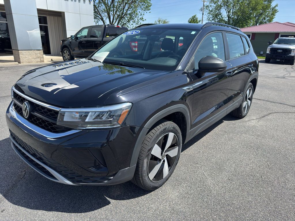 Used 2024 Volkswagen Taos S AWD/4WD image 3