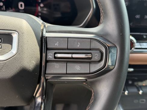 Used 2023 GMC Canyon AT4 AWD/4WD image 19