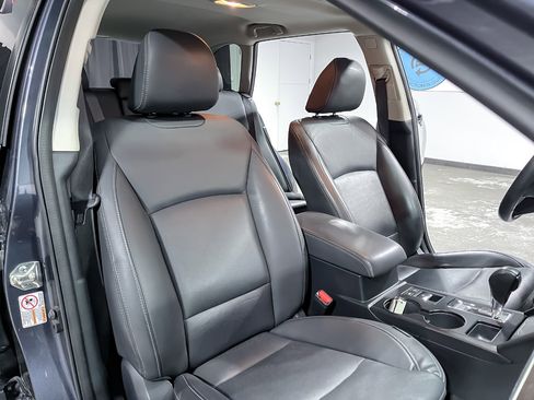 Used 2017 Subaru Outback 2.5i Limited image 16