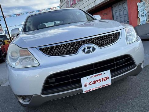 Used 2009 Hyundai Veracruz GLS image 4