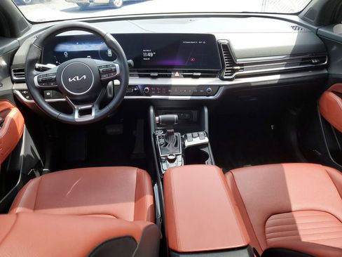 Used 2025 Kia Sportage SX FWD image 11