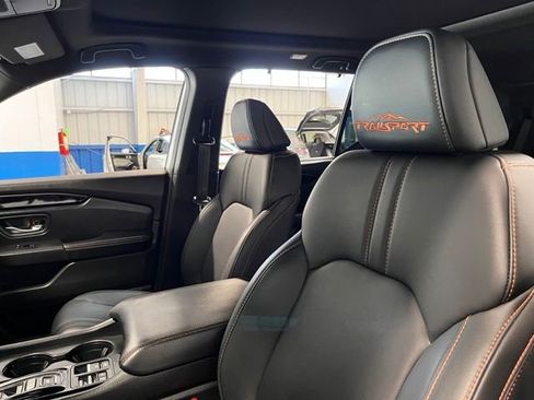 Used 2024 Honda Pilot TrailSport image 21
