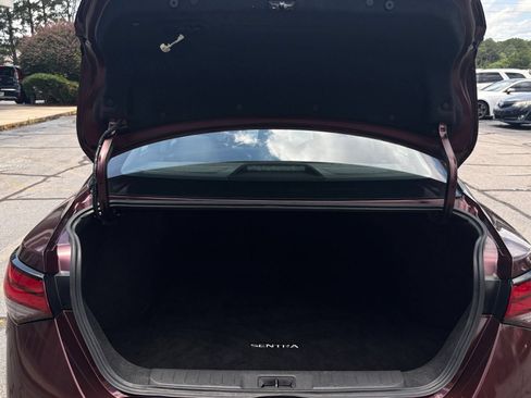 Used 2025 Nissan Sentra SV FWD image 30