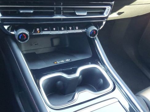 New 2026 Chevrolet Traverse Z71 w/ Driver Confidence Package image 12