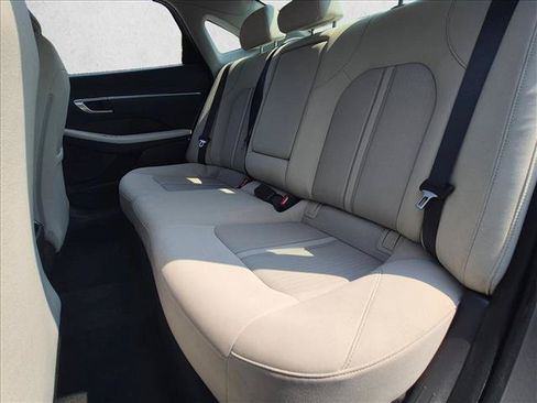 Used 2022 Hyundai Sonata SEL w/ Convenience Package FWD image 16
