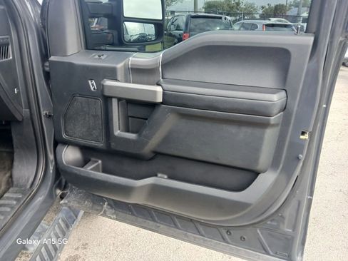 Used 2016 Ford F150 XLT w/ Equipment Group 302A Luxury AWD/4WD image 16