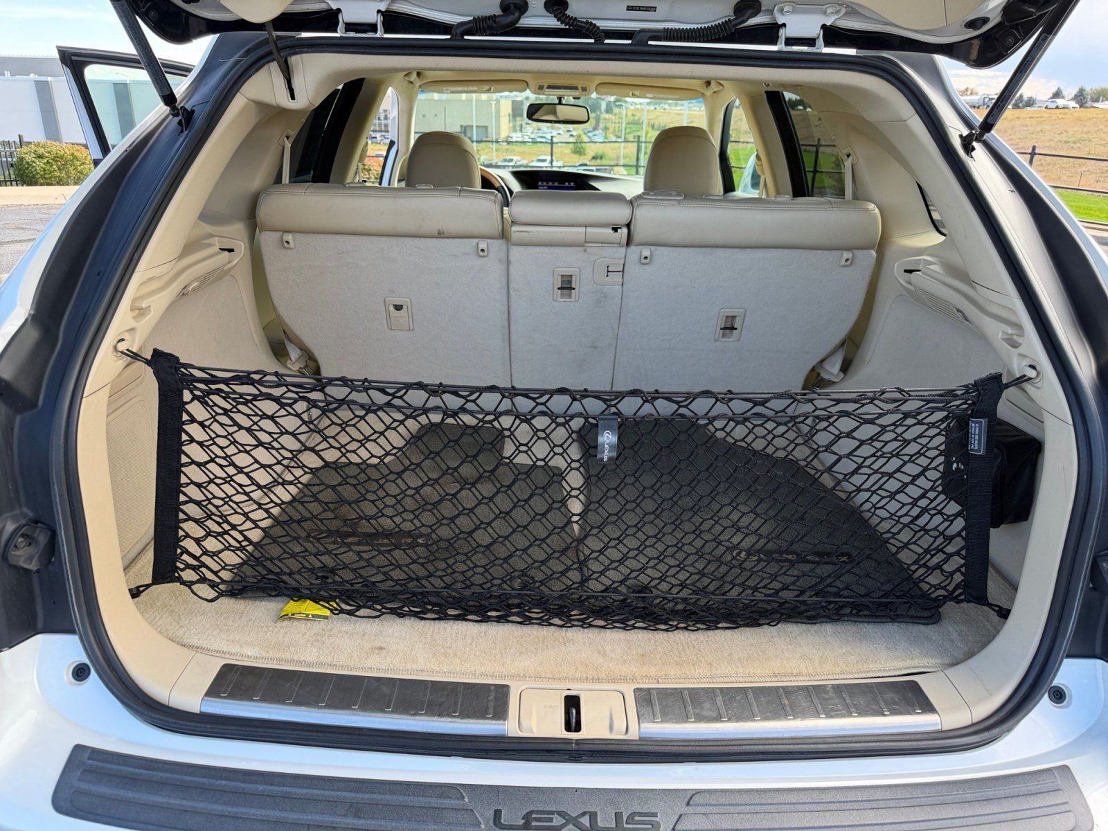 Used 2015 Lexus RX 450h AWD image 32