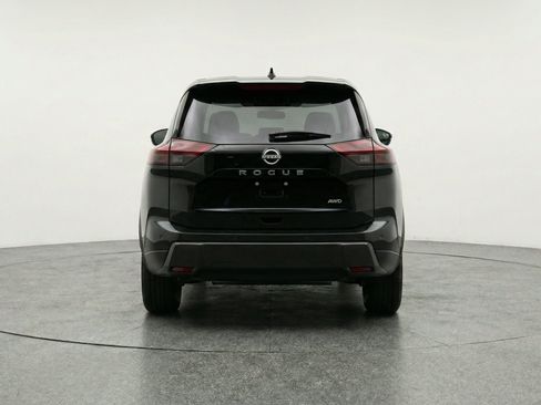 Used 2025 Nissan Rogue SV FWD image 7