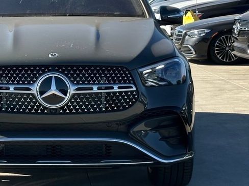 Used 2025 Mercedes-Benz GLE 450 4MATIC Coupe image 4