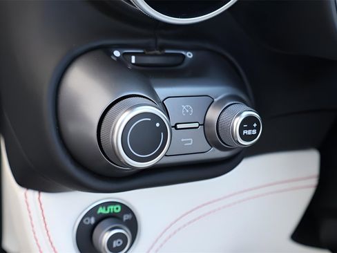 Used 2023 Ferrari Portofino M image 21