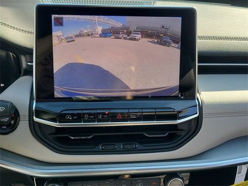 New 2026 Jeep Compass Limited w/ Sun, Sound & Navigation Group image 27