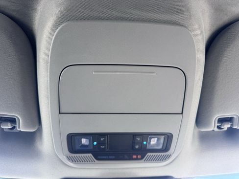 Used 2024 Ford F250 XLT image 33