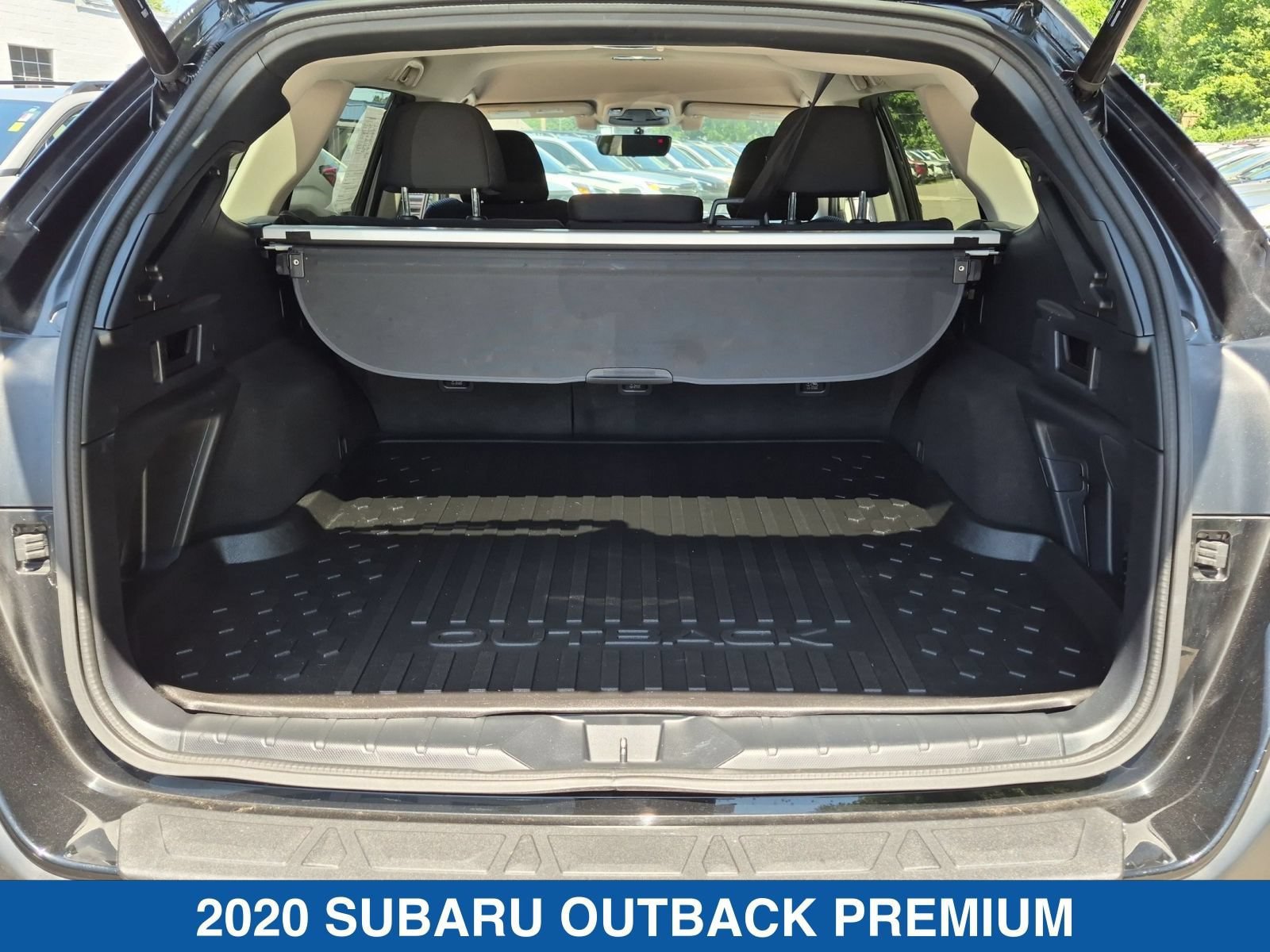 Used 2020 Subaru Outback Premium AWD/4WD image 5
