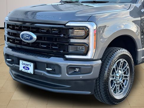 Used 2024 Ford F250 Limited w/ FX4 Off-Road Package AWD/4WD image 42