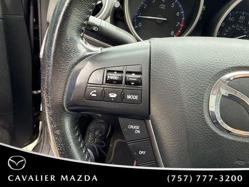 Used 2013 MAZDA MAZDA3 i Touring w/ Preferred Equipment Pkg FWD image 13