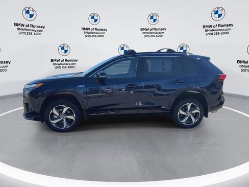 Used 2024 Toyota RAV4 SE w/ Weather & Moonroof Package AWD/4WD image 5