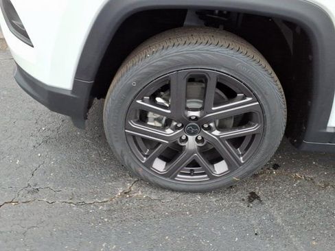 New 2026 Jeep Compass Latitude image 6