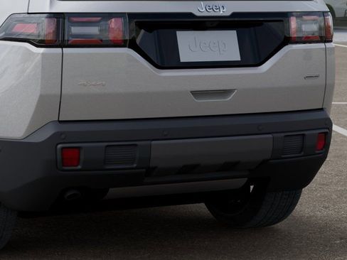 New 2026 Jeep Cherokee Overland w/ Trailer Tow Group AWD/4WD image 14