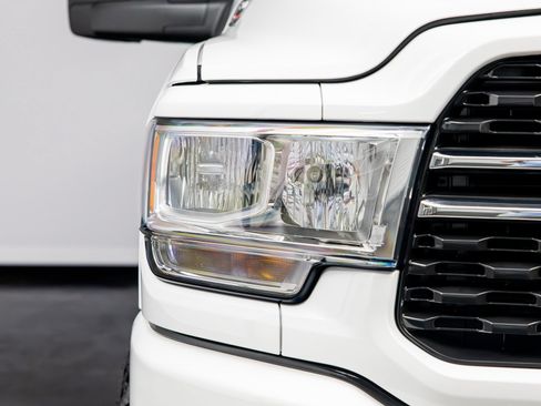 Used 2024 RAM 2500 Lone Star w/ Sport Appearance Package AWD/4WD image 2