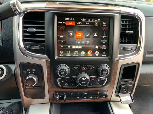 Used 2017 RAM 2500 Laramie AWD/4WD image 16