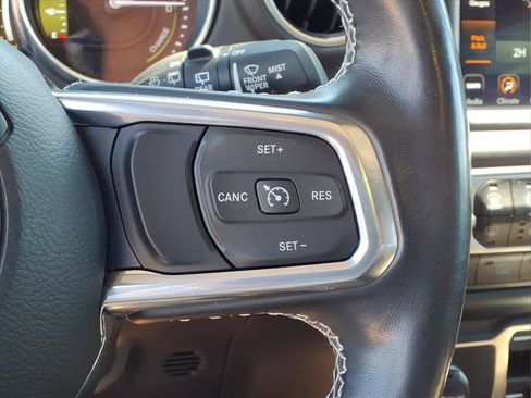 Used 2022 Jeep Wrangler Unlimited Sahara w/ Cold Weather Group image 29