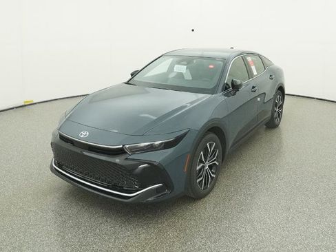 New 2026 Toyota Crown XLE AWD/4WD image 3