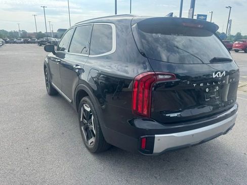 Used 2024 Kia Telluride S w/ S Sunroof Package image 5