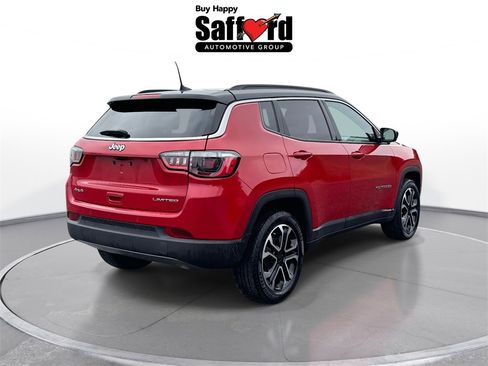 Used 2024 Jeep Compass Limited image 8