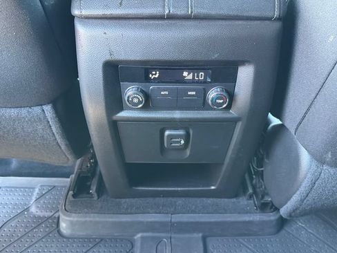 Used 2023 Chevrolet Traverse LT w/ LPO, Floor Liner Package AWD/4WD image 37