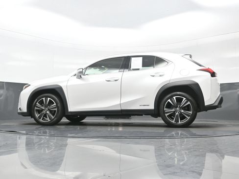 Used 2020 Lexus UX 250h w/ Premium Package AWD/4WD image 34
