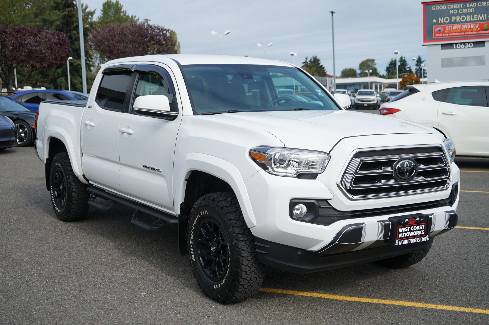 Used 2021 Toyota Tacoma SR5 AWD/4WD image 7