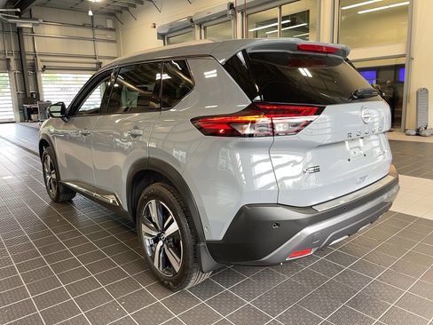 Used 2023 Nissan Rogue SL w/ SL Premium Package image 23