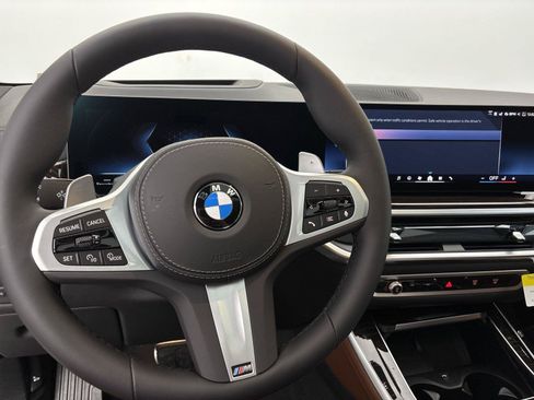 New 2026 BMW X5 xDrive40i w/ M Sport Package AWD/4WD image 22