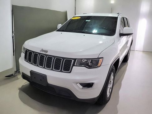 Used 2019 Jeep Grand Cherokee Laredo w/ Security & Convenience Group image 15