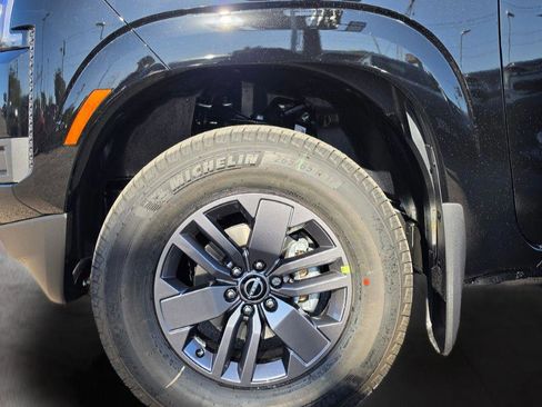 New 2026 Nissan Frontier SV w/ Tow Package AWD/4WD image 29