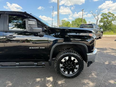 Used 2020 Chevrolet Silverado 2500 LT w/ All Star Edition AWD/4WD image 38