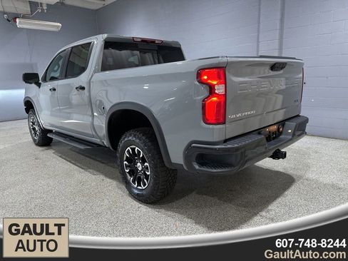 Used 2024 Chevrolet Silverado 1500 ZR2 image 6