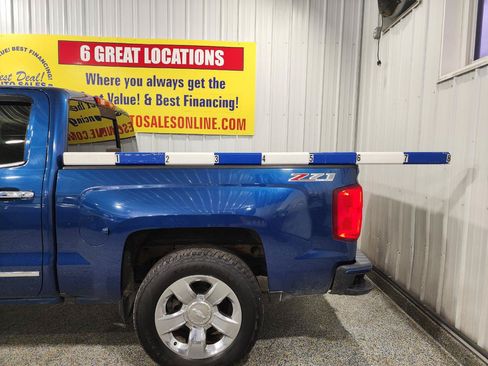 Used 2017 Chevrolet Silverado 1500 LTZ Z71 w/ LTZ Plus Package AWD/4WD image 2