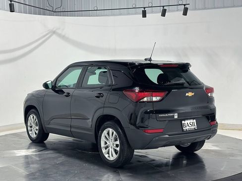 Used 2024 Chevrolet TrailBlazer LS FWD image 13