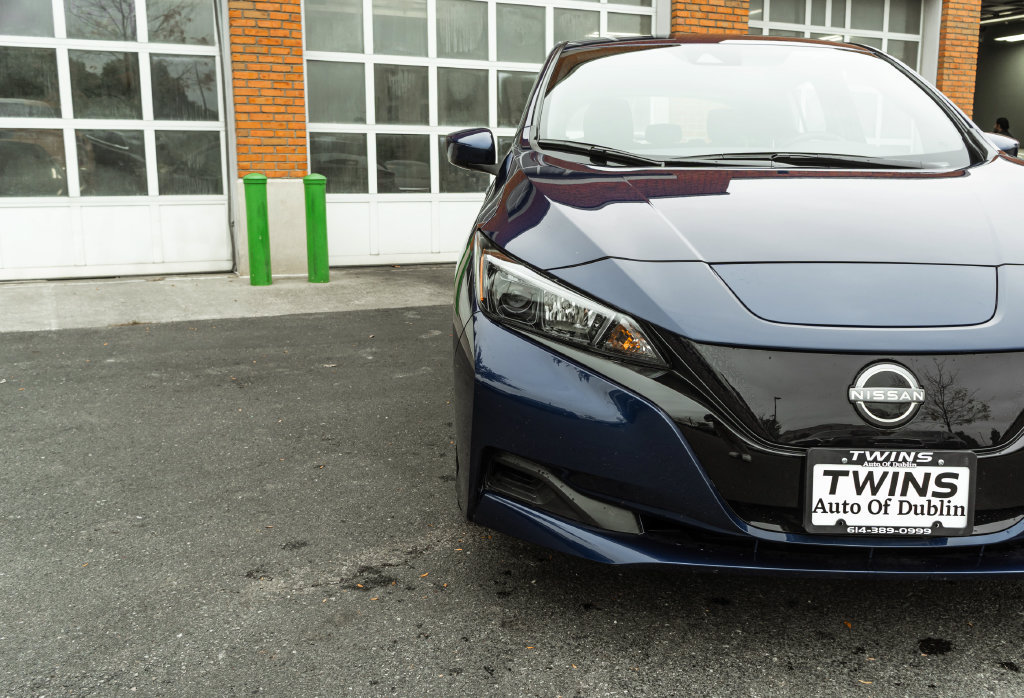 Used 2025 Nissan Leaf S FWD image 34