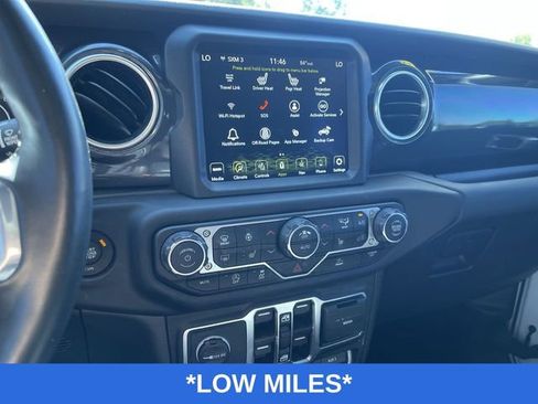 Used 2023 Jeep Wrangler Altitude image 14