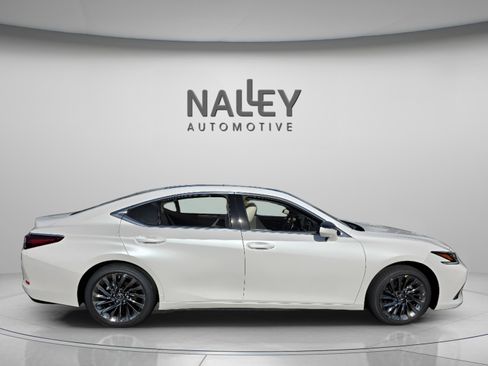 New 2025 Lexus ES 350 Ultra Luxury image 6