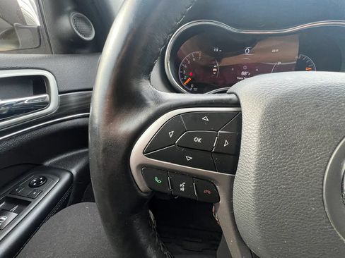 Used 2021 Jeep Grand Cherokee Limited AWD/4WD image 20