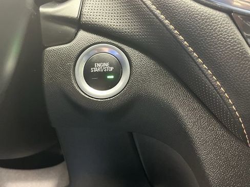 Certified 2024 Chevrolet Equinox Premier image 21