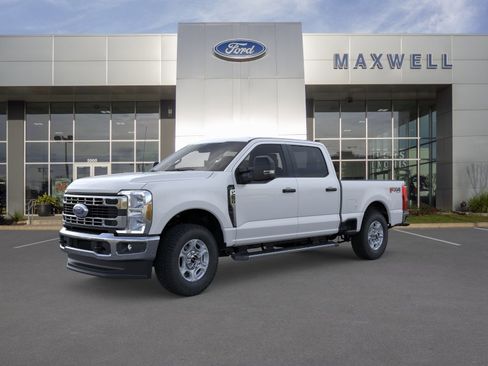 New 2026 Ford F250 XLT w/ FX4 Off-Road Package image 23
