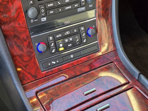 Used 2008 Cadillac Escalade AWD image 35